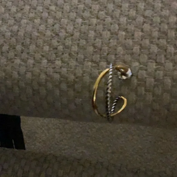 David Yurman Sterling Silver & 18k Bonded Yellow Gold Crossover Hoop Ear… - Picture 4 of 7